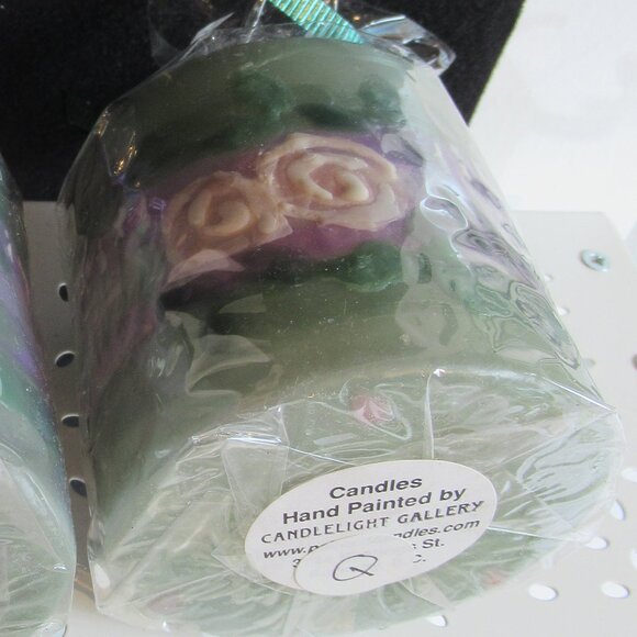 Stylized flowers, 3" Pillar Candle, Hand Painted, Nature, Codes T, Q - Picture 4 of 4